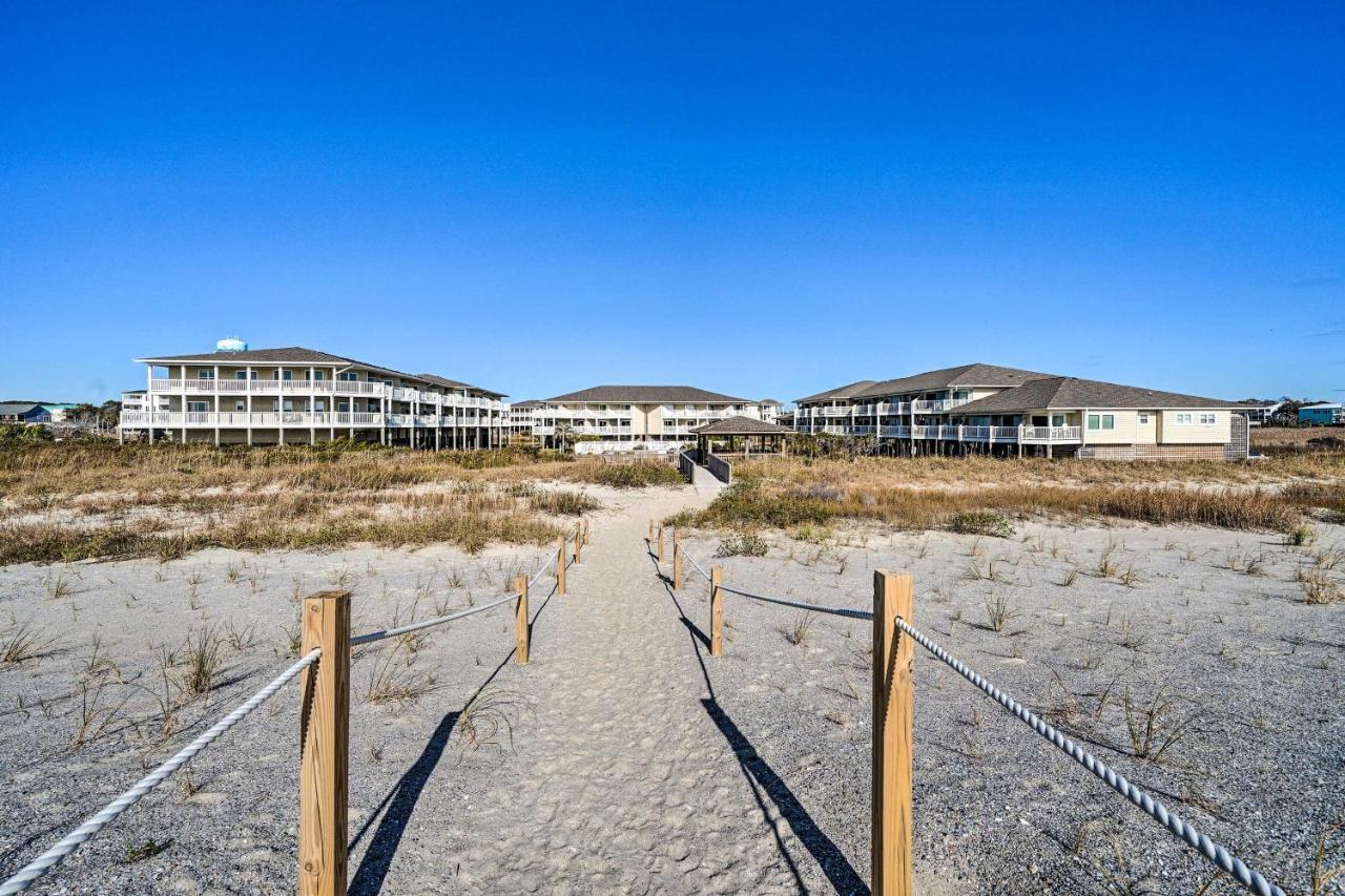 Oak Island Beachfront Condo With Community Pool Eksteriør billede